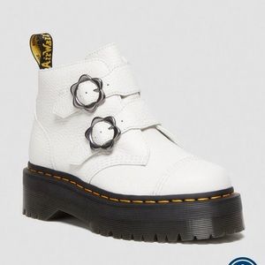 Dr. Martens Women's Devon Heart Platform Boots Quad Retro White Milled Nappa
